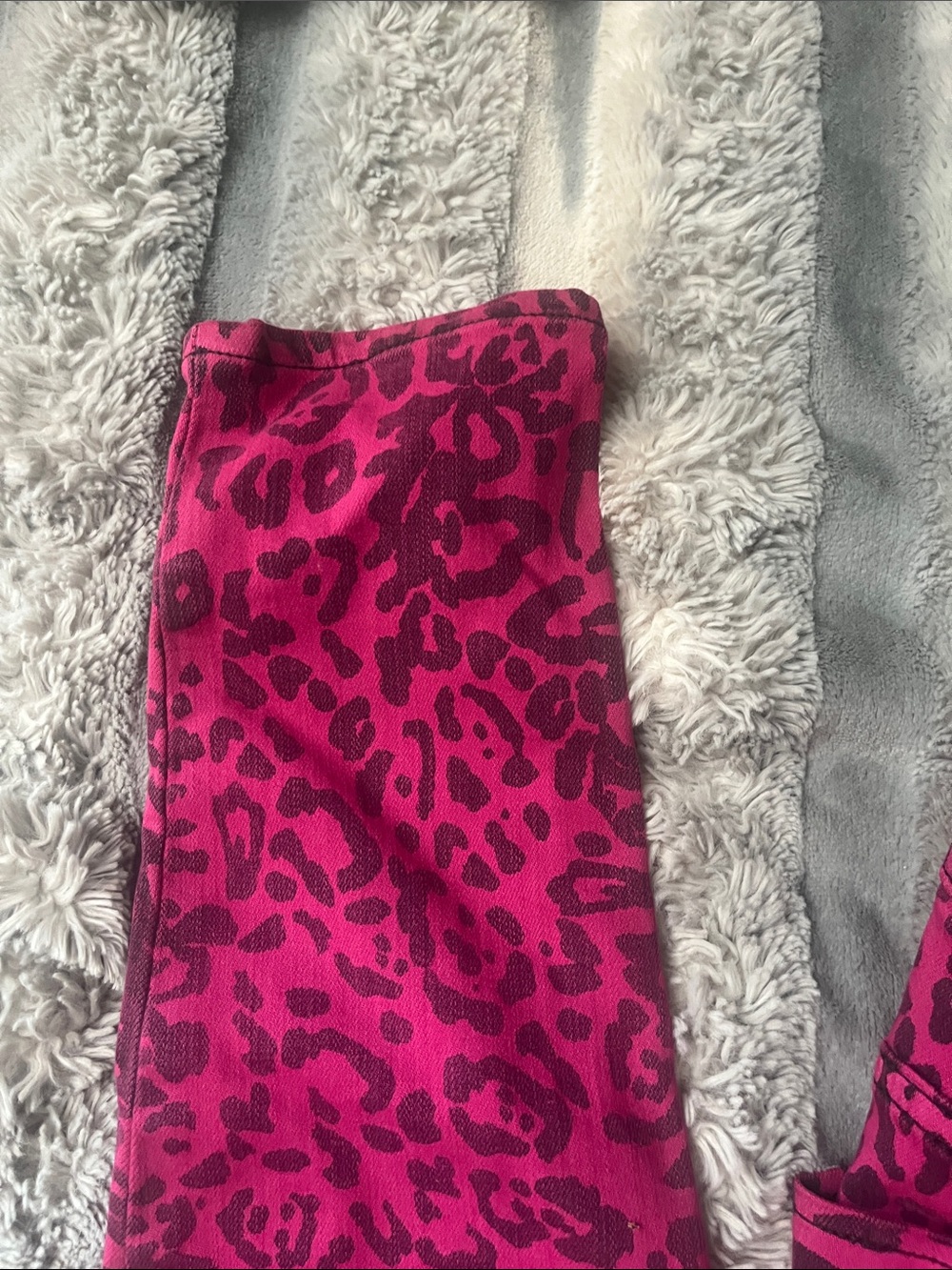 Hudson Jeans Bright Pink and Dark Fuchsia Leopard Print Denim - Picture 5 of 12